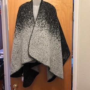 NWT  one sz. black and silver Tickled Pink ruana wrap